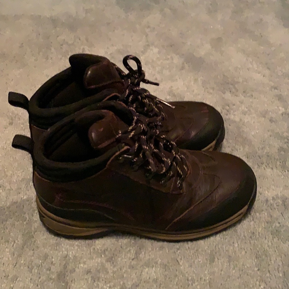 TIMBERLAND Boys Leather Mtn Back Road Hiker Brown Boots 22713 Size 2.5